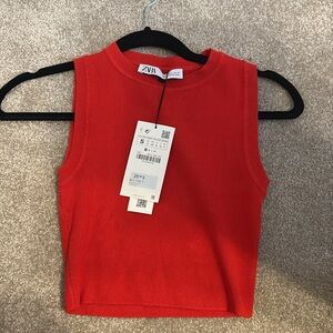 Red cropped top from Zara size small new with tags